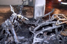 Εμπρηστική επίθεση στην Κυψέλη: Κάηκαν μοτοσικλέτες, κινδύνευσε πολυκατοικία