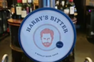 «Harry’s Bitter»: Βρετανική παμπ σερβίρει πικρή μπύρα με αφορμή το ντοκιμαντέρ στο Netflix