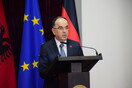 Ο Αλβανός πρόεδρος απαίτησε «να κατέβει η ελληνική σημαία σε μειονοτικό χωριό»