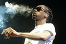 O Snoop Dogg δηλώνει έτοιμος να αναλάβει το Twitter αν αποσυρθεί ο Ίλον Μασκ και το 81% τον στηρίζει 