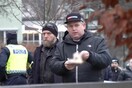 Σουηδία: Έκαψαν το Κοράνι έξω από την τουρκική πρεσβεία-Μαινόμενη αντίδραση Μπαχτσελί 