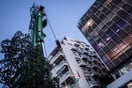 Συγγρού: Ξηλώνεται το «αιωρούμενο» μπαλκόνι 