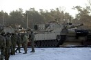 Μετά τη Γερμανία και οι ΗΠΑ στέλνουν άρματα μάχης στην Ουκρανία