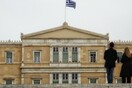 Δημοσκόπηση MRB: Παραμένει το προβάδισμα της ΝΔ έναντι του ΣΥΡΙΖΑ - Στο «επίκεντρο» η ακρίβεια