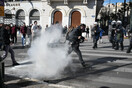 Καταγγελία ΕΣΗΕΑ: Χειροβομβίδα κρότου λάμψης προκάλεσε απώλεια ακοής 55% σε δημοσιογράφο- Σε διαδήλωση για τα Τέμπη