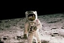 Άνθρωπος στο φεγγάρι: Πόσο έτοιμοι είμαστε για την εποχή του «σεληνιακού τουρισμού»;