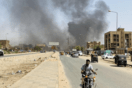 Χάος στο Σουδάν: 97 νεκροί, 365 τραυματίες- Αγωνία για τους εγκλωβισμένους Έλληνες