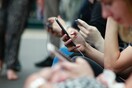 Βρετανία: Το σύστημα έκτακτης ανάγκης θα ηχήσει το μεσημέρι στα κινητά- «Ποια ιδιοφυΐα το σκέφτηκε;» 