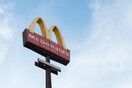 ΗΠΑ: Δύο 10χρονα παιδιά βρέθηκαν να δουλεύουν στα McDonald’s