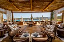 Μύκονος: Λουκέτο σε γνωστό beach bar πριν το opening- Στα δικαστήρια η υπόθεση