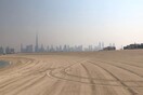Ντουμπάι: Γιατί ένα άδειο οικόπεδο με άμμο πουλήθηκε για 34 εκατ. $