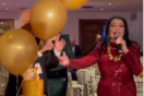 Η Ζωζώ Σαπουντζάκη έγινε 90 και γιόρτασε χορεύοντας- Το εντυπωσιακό πάρτι γενεθλίων