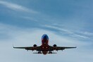 Φέρετρο με νεκρό έμεινε κατά λάθος στο αεροπλάνο, γύρισε στην Ελλάδα
