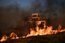 Φωτιά στον Κουβαρά: Συνεχείς αναζωπυρώσεις στη Σαρωνίδα- Η πυρκαγιά κάλυψε 12 χιλιόμετρα σε δύο ώρες