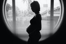Κύκλωμα παράνομων υιοθεσιών: 30 εγκυμονούσες αναγκάζονταν να ζουν σε τρώγλες στην Κρήτη