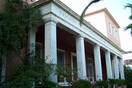 Η ομοφοβία του καθηγητή του Παντείου κ. Ρούση