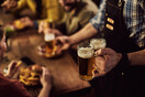 Oktoberfest beer party: Mία ξεχωριστή γιορτή της μπύρας έρχεται για δεύτερη χρονιά στο Nomads Athens στην Ερμού