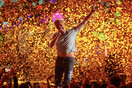 Coldplay στο ΟΑΚΑ: «Δεν μπορούν να αλλάξουν ημερομηνία και χώρο», λέει ο νομικός σύμβουλος του Συνδέσμου Διοργανωτών 