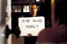 CHECK ΔΕΥΤΕΡΑ «Love Actually»: η συνήθεια που έγινε λατρεία έκλεισε τα 20 χρόνια