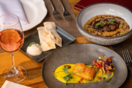 Around the table: Το γαστρονομικό event που αγάπησε η Αθήνα, επιστρέφει 