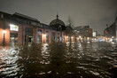 Η κακοκαιρία Ζόλταν σαρώνει την Γερμανία - Κινδυνεύει να πλημμυρήσει το Αμβούργο
