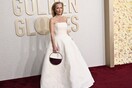 Χρυσές Σφαίρες: Το γεμάτο κεντημένα αιδοία φόρεμα της Τζίλιαν Άντερσον
