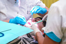 Παρελθόν οι απονευρώσεις και τα σφραγίσματα - Ερευνάται νέα καινοτόμα οδοντιατρική θεραπεία 
