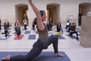 Μουσείο του Λούβρου: Χορός, γιόγκα και γυμναστική δίπλα στην αινιγματική Μόνα Λίζα
