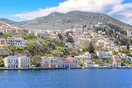 Η σχέση των Ελλήνων με το Airbnb: Οι προορισμοί που προτιμούν και γιατί επιλέγουν την κατηγορία Play