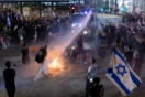 Αντικυβερνητικοί διαδηλωτές συγκρούονται με την αστυνομία του Ισραήλ και απαιτούν συμφωνία ομήρων