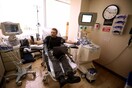 Μπορεί το χρήμα να νικήσει τον θάνατο; Τι κάνουν οι πλούσιοι για να ζήσουν για πάντα 