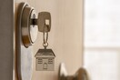 Σπίτι είναι εκεί όπου προστατεύεις όσα αγαπάς 