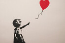 Banksy: Βρέθηκε το διάσημο έργο του που είχε κλαπεί το «Κορίτσι με το Μπαλόνι»
