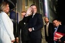 Ο Δούκας, ο Μιτεράν και ένας σκιτσογράφος στο στόχαστρο μιας προεκλογικής κομματικής καμπάνιας