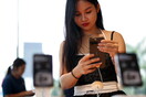 «Νομοθετείστε για τα smartphones σαν να είναι τσιγάρα», λέει υψηλόβαθμο στέλεχος του ΠΟΥ