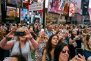 Άνθρωποι, γνωρίστε τους ανθρώπους! 