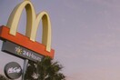 Τι συμβαίνει με τα «ύπουλα» κρεμμύδια των McDonald’s που δηλητηριάζουν και σκοτώνουν