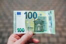 Κύπρος: Πήγε σχολείο και μοίρασε 15 χιλιάδες ευρώ στους συμμαθητές του