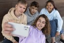 Αυστραλία: Απαγορεύει τα social media σε παιδιά κάτω των 16 - Πότε θα εφαρμοστεί το μέτρο