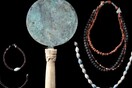 Αίγυπτος: Ανακάλυψαν οικογενειακό τάφο ηλικίας 3.800 χρόνων - Αναλλοίωτες οι πέτρες των κοσμημάτων που περιείχε