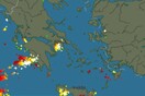 Κακοκαιρία: Κεραυνοί και βροχή τώρα στην Αθήνα 