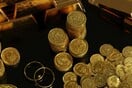 Αυστρία: Υδραυλικός ανακάλυψε στο υπόγειο βίλας σεντούκι με κρυμμένο θησαυρό αξίας πάνω από 2 εκατ. ευρώ