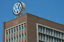 Γερμανία: Απεργιακές κινητοποιήσεις στη Volkswagen από αύριο