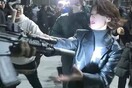 Νότια Κορέα: Γυναίκα άρπαξε το όπλο από στρατιώτη - «Έπρεπε να το σταματήσουμε», δηλώνει