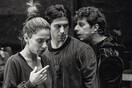 «H αισθηματική αγωγή· ερευνώντας ένα αρχείο ρωγμών»: Μια παράσταση βασισμένη στο ομότιτλο μυθιστόρημα του Gustave Flaubert