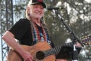Ο Νιλ Γιανγκ τελικά θα εμφανιστεί στο Glastonbury 2025 - «Έλαβα λάθος πληροφορίες», δήλωσε