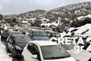 Μεγάλο μποτιλιάρισμα στον χιονισμένο Ψηλορείτη - Ακινητοποιημένα πολλά ΙΧ
