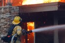 Φωτιές - Λος Άντζελες: «Καμία πιθανότητα να τεθούν υπό έλεγχο σύντομα» λένε οι αρχές
