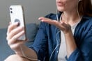 Γιατί μας «κρυφακούν» τα κινητά και πώς να προστατεύσουμε τα δεδομένα μας
