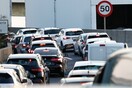 Κίνηση στους δρόμους: Μποτιλιάρισμα στην Αθηνών-Κορίνθου λόγω ακινητοποιημένου οχήματος